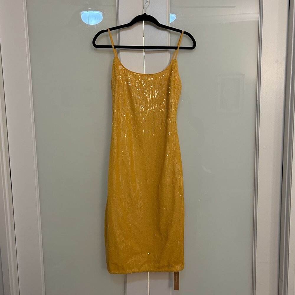 NWT Reformation Mariska Dress in Ochre Sequin Yellow Size 2 - Picture 4 of 11